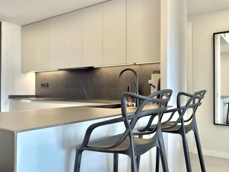 🌊✨ Apartamento de Lujo en Venta con Impresionantes Vistas al Mar ✨🌊