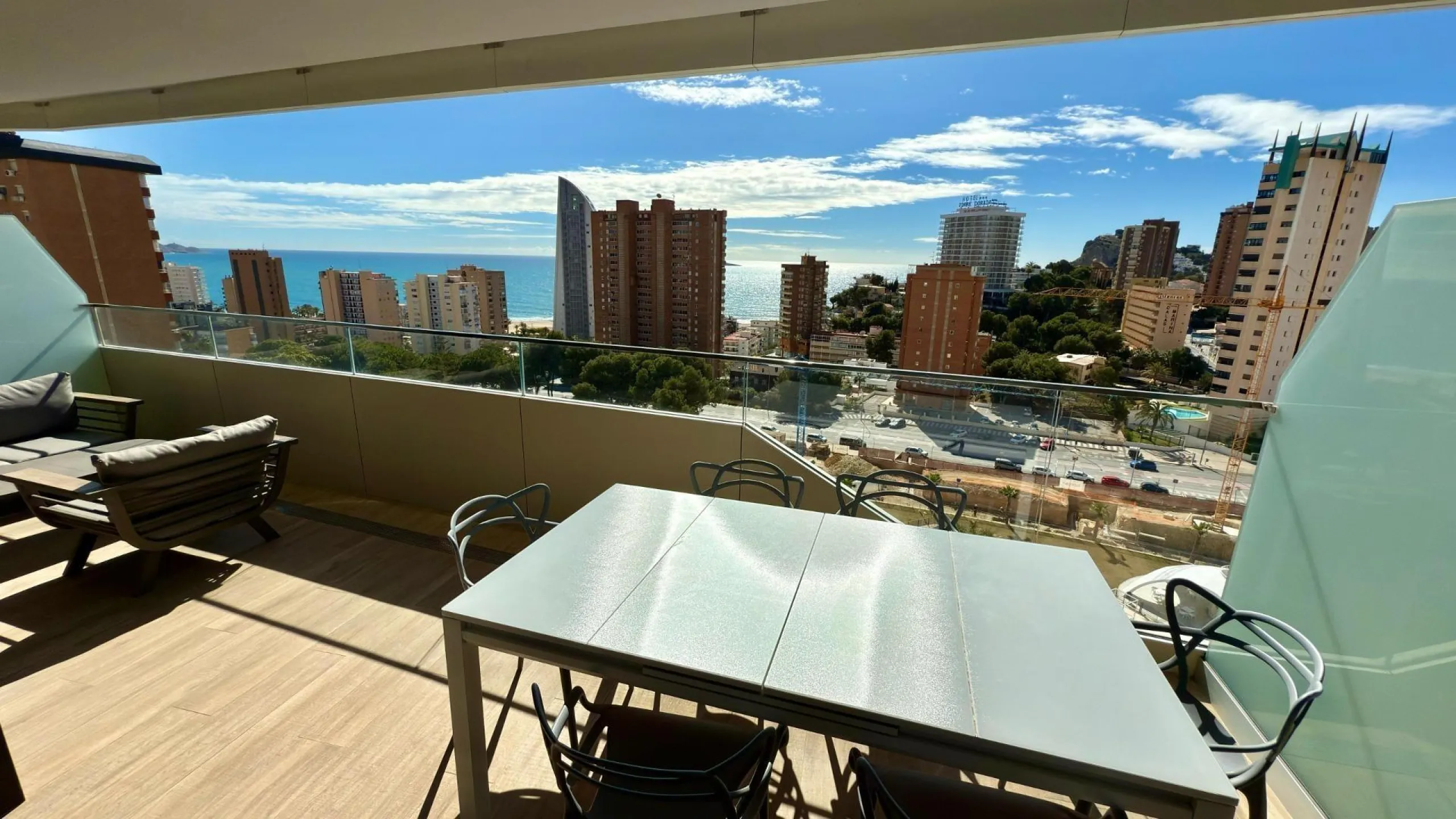 🌊✨ Apartamento de Lujo en Venta con Impresionantes Vistas al Mar ✨🌊