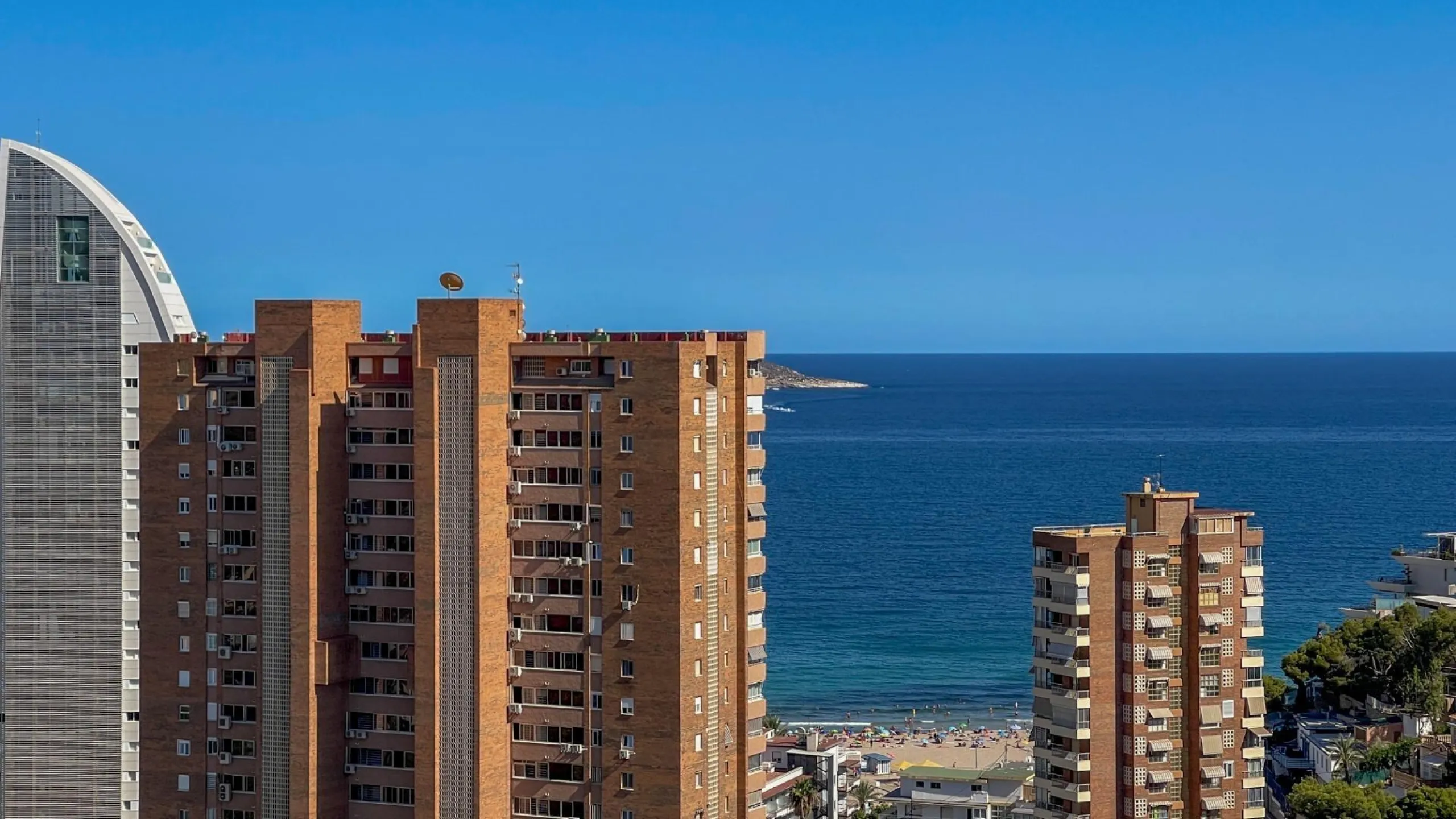 🌊✨ Apartamento de Lujo en Venta con Impresionantes Vistas al Mar ✨🌊