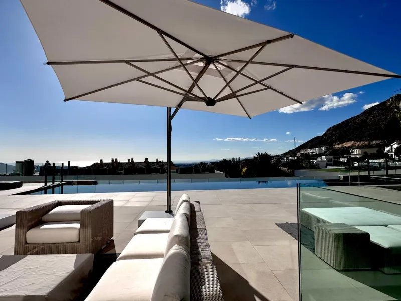 Unique Villa in Sierra Cortina
