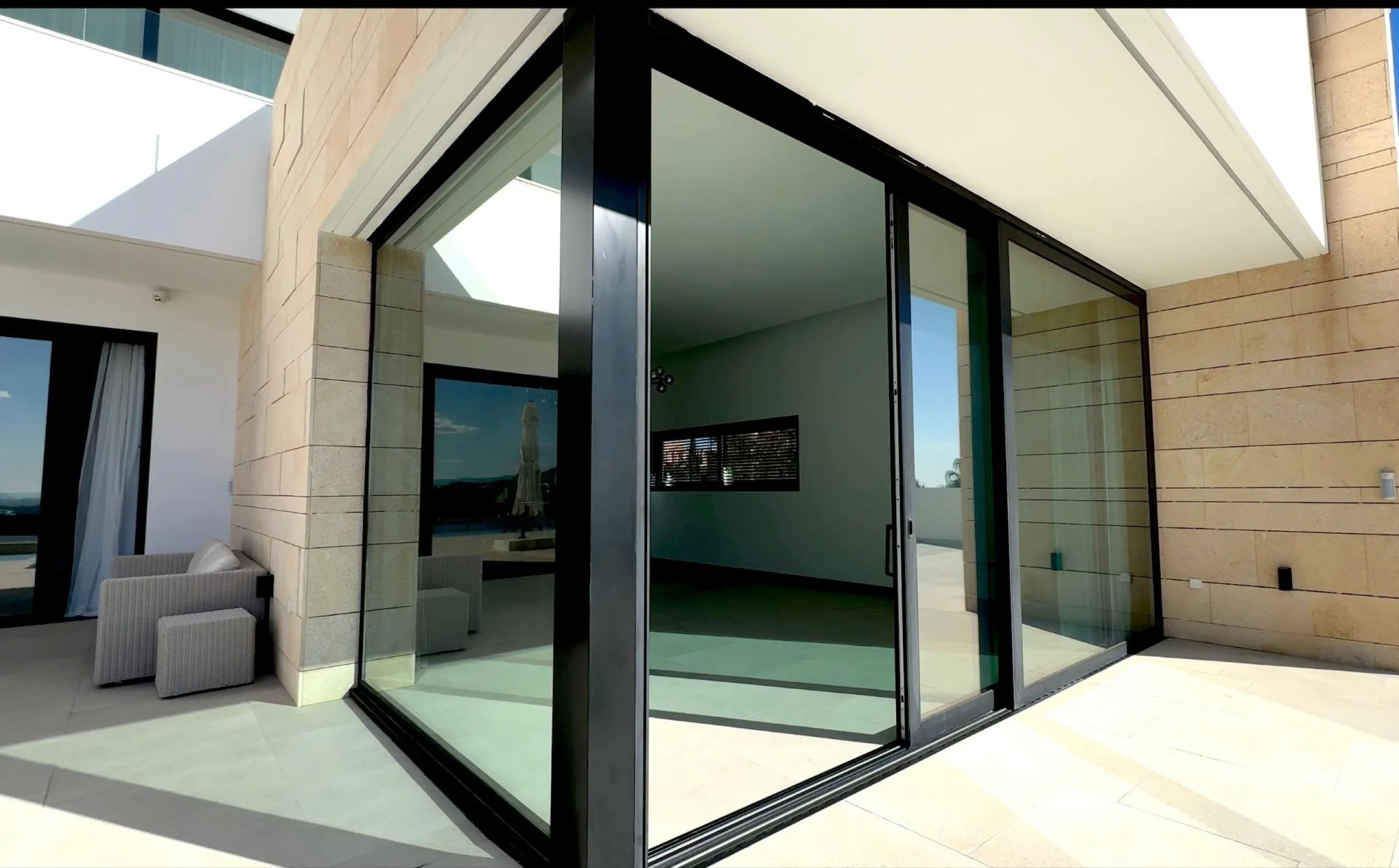 Unique Villa in Sierra Cortina