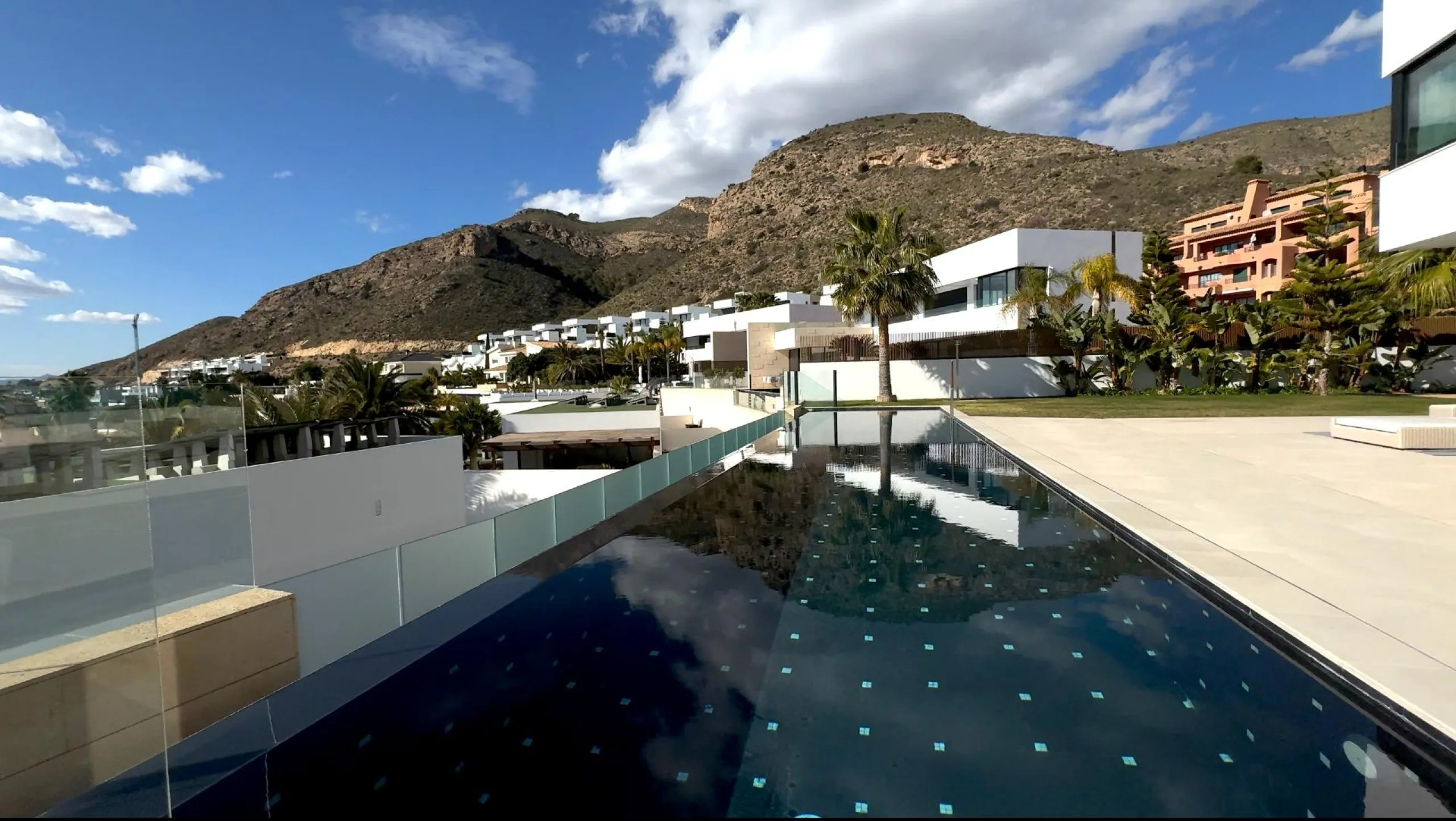 Unique Villa in Sierra Cortina
