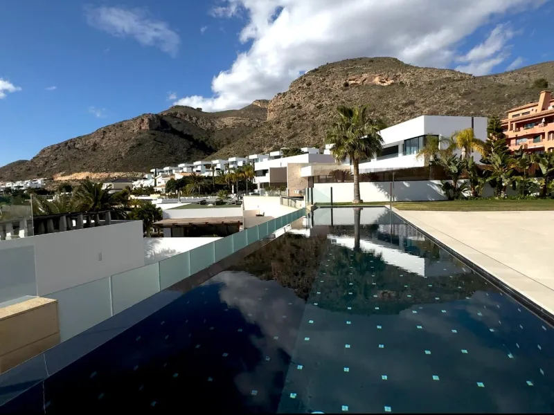 Unique Villa in Sierra Cortina