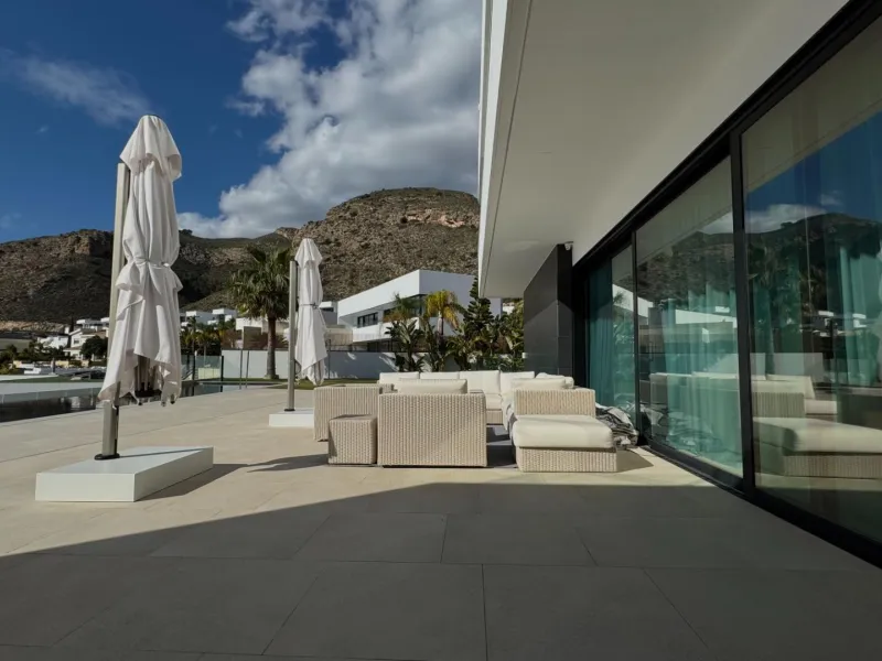 Unique Villa in Sierra Cortina