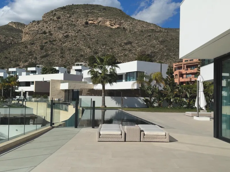 Unique Villa in Sierra Cortina