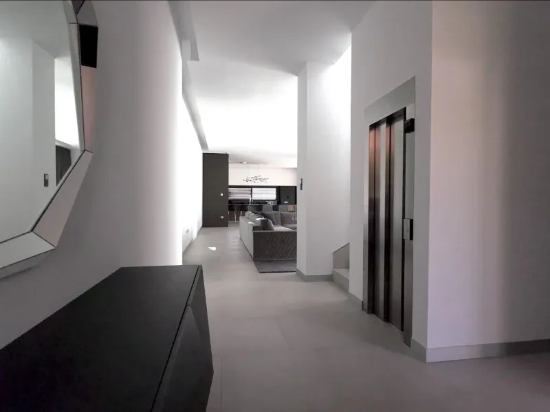 Unique Villa in Sierra Cortina