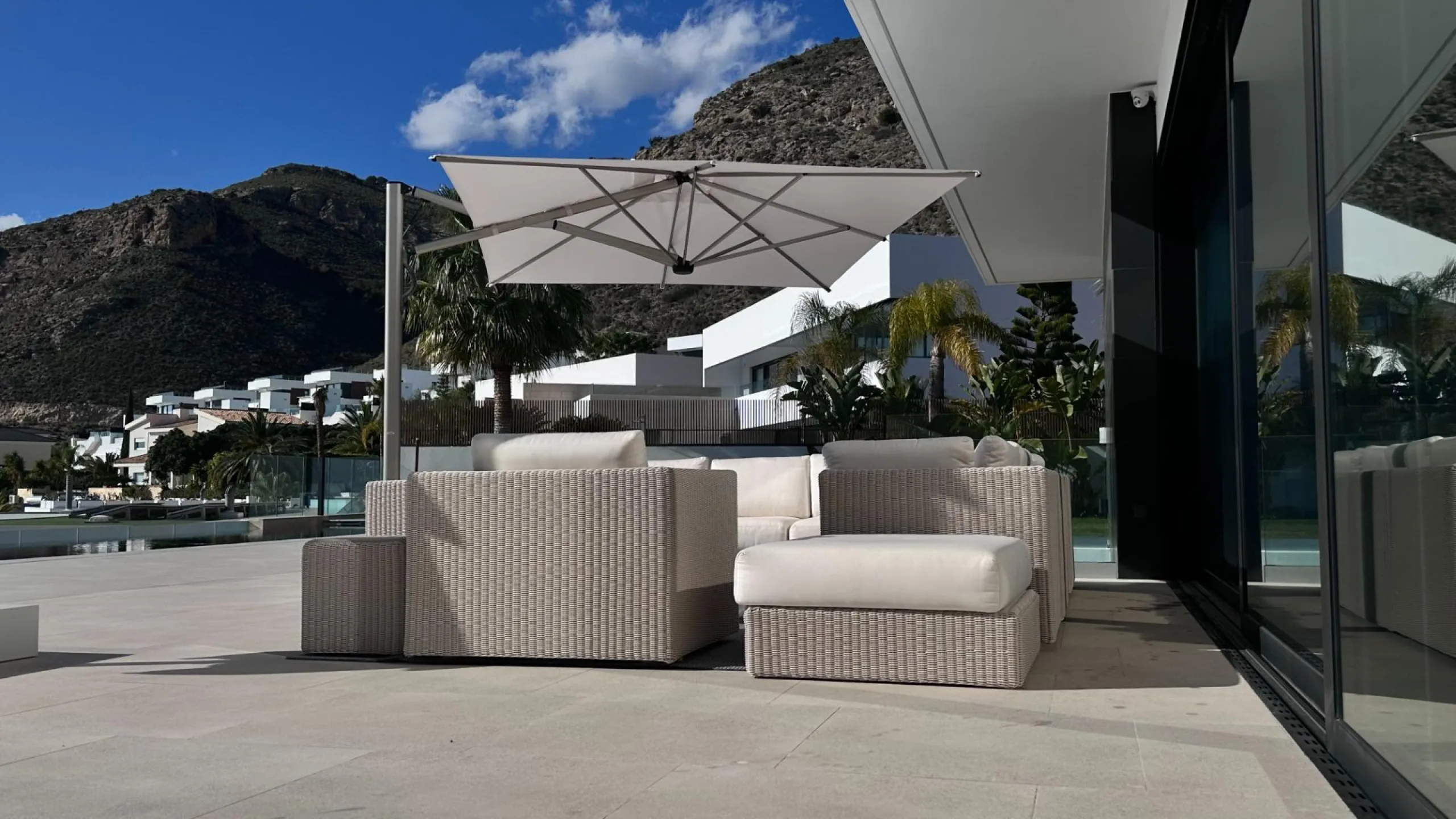 Unique Villa in Sierra Cortina
