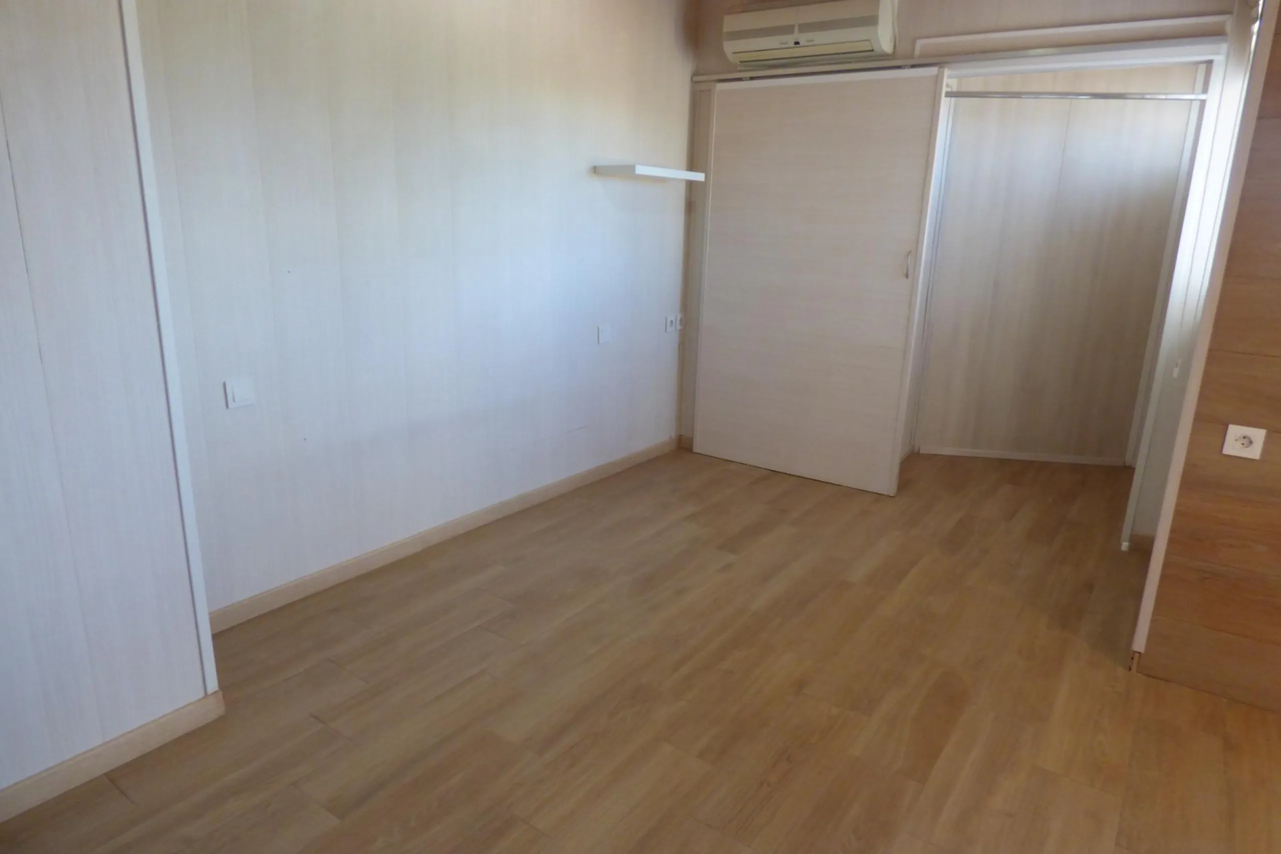 CHALET ADOSADO LISTO PARA ENTRAR A VIVIR EN SAN JUAN