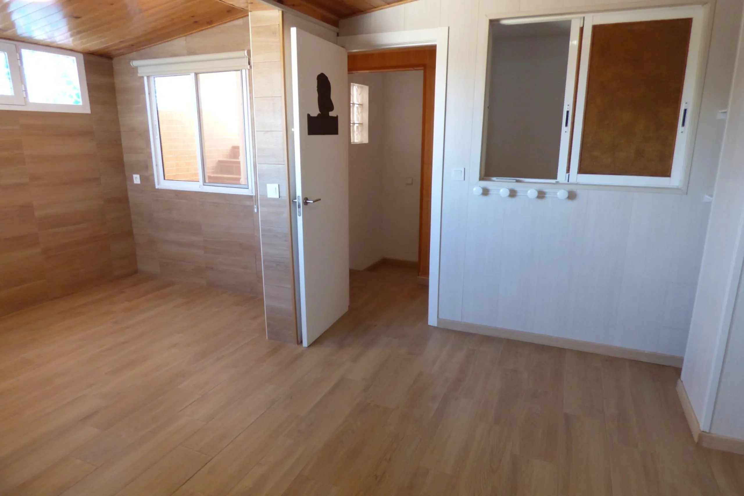 CHALET ADOSADO LISTO PARA ENTRAR A VIVIR EN SAN JUAN
