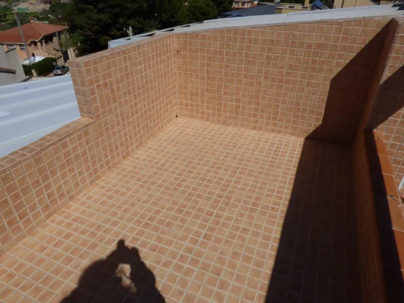 CHALET ADOSADO LISTO PARA ENTRAR A VIVIR EN SAN JUAN