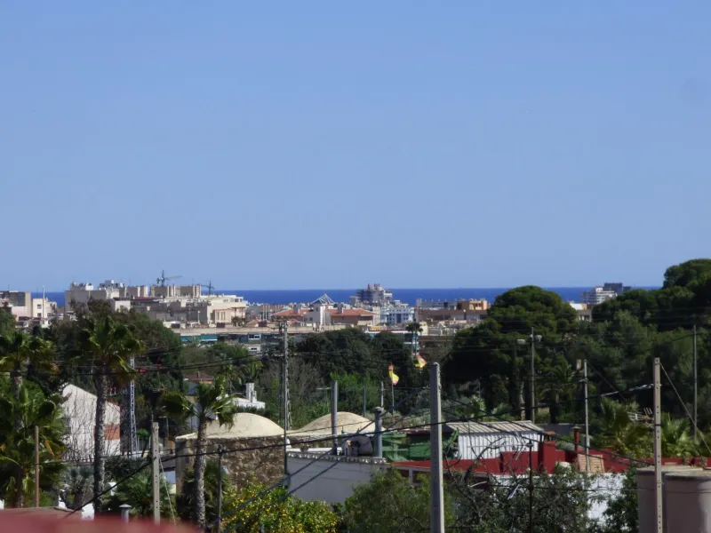 CHALET ADOSADO LISTO PARA ENTRAR A VIVIR EN SAN JUAN
