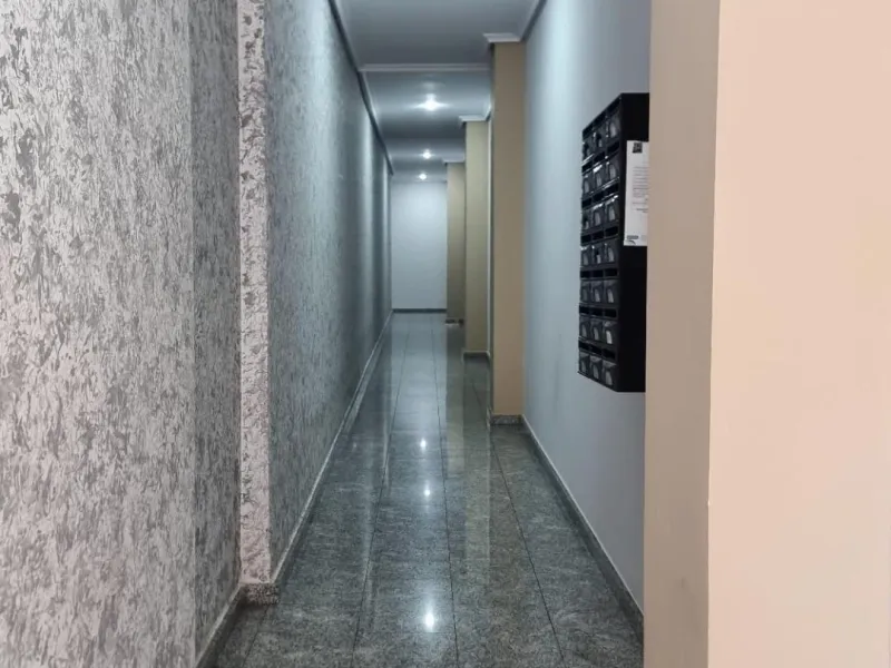 Elegante piso en cetro de Torrevieja + plaza de parking incluido !