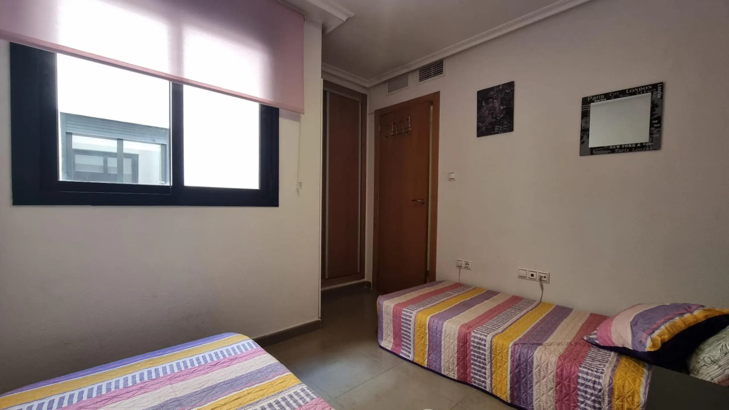 Elegante piso en cetro de Torrevieja + plaza de parking incluido !