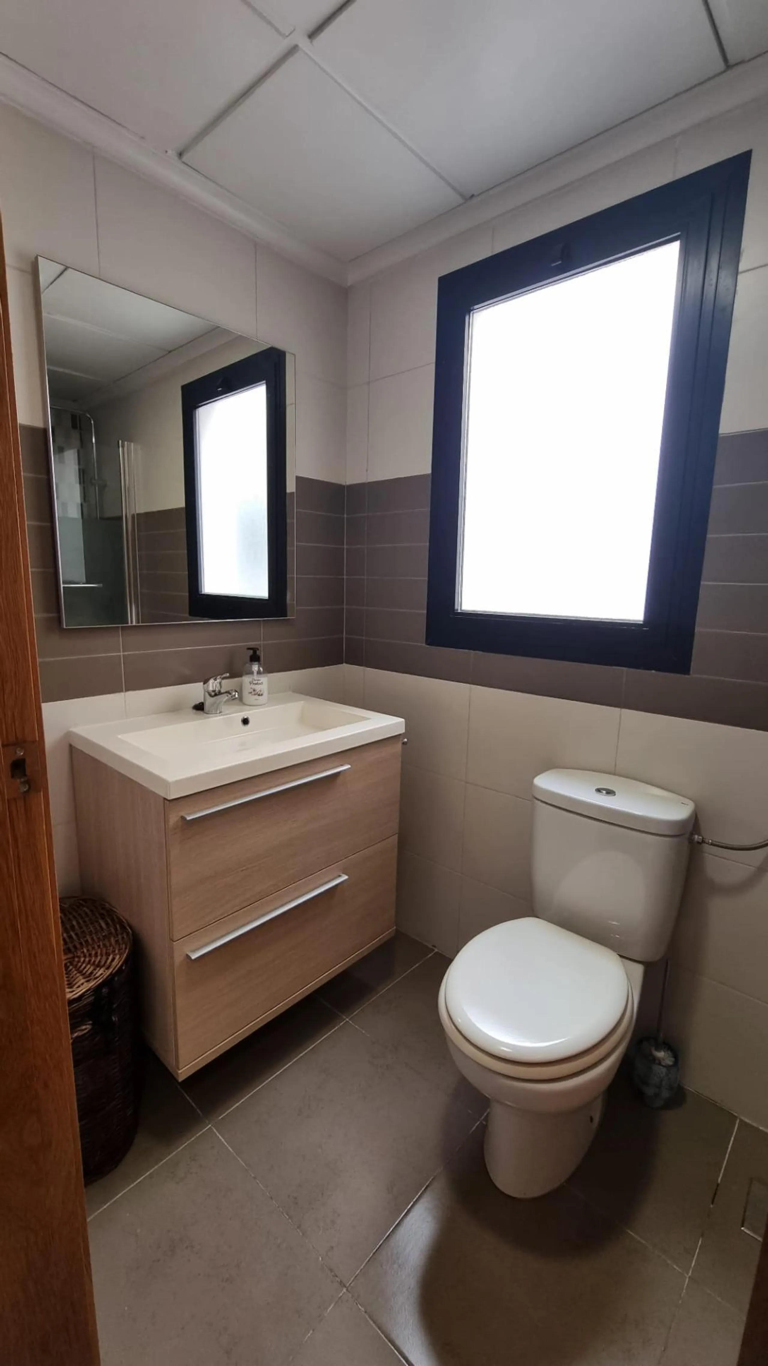 Elegante piso en cetro de Torrevieja + plaza de parking incluido !