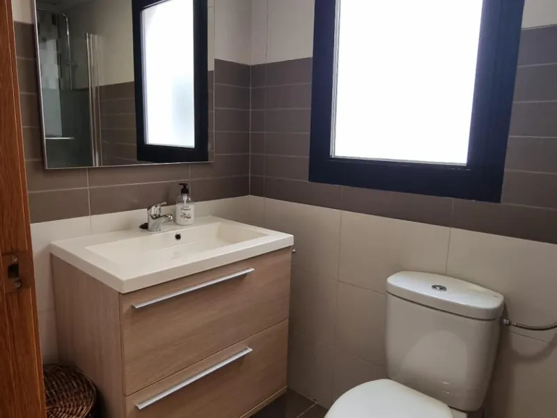 Elegante piso en cetro de Torrevieja + plaza de parking incluido !