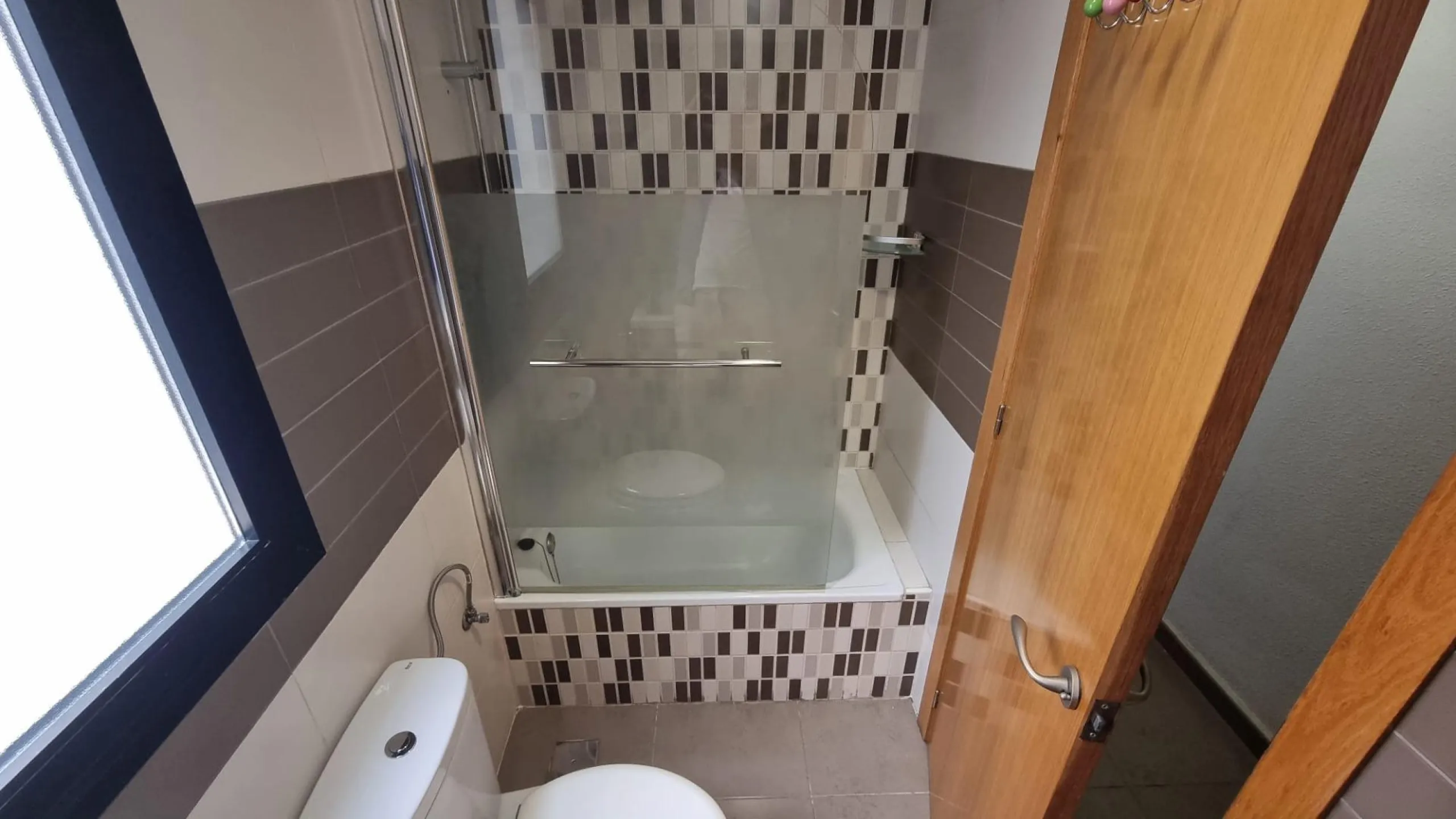 Elegante piso en cetro de Torrevieja + plaza de parking incluido !