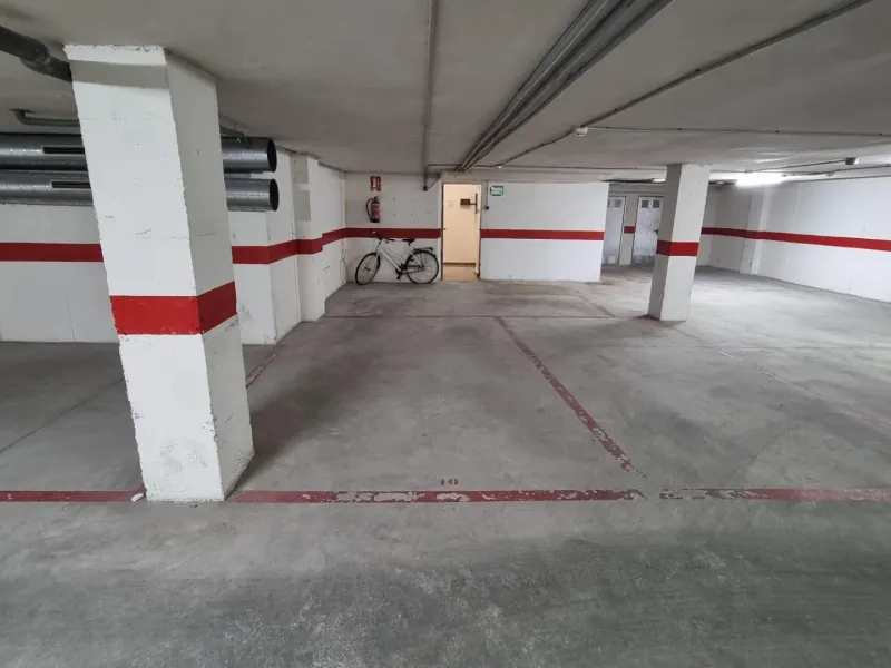 Elegante piso en cetro de Torrevieja + plaza de parking incluido !