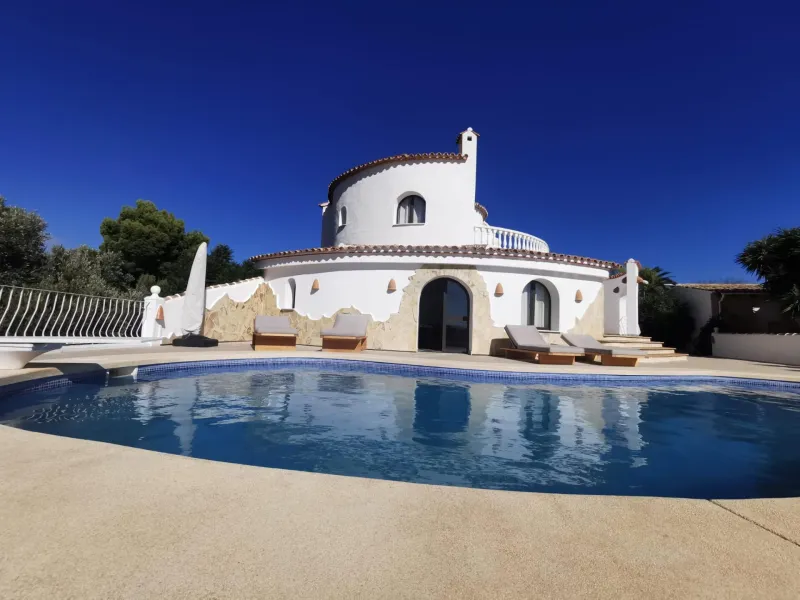 Villa with Sea Views in Cumbre del Sol 🏡🌊
