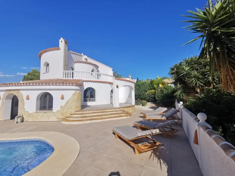 Villa with Sea Views in Cumbre del Sol 🏡🌊