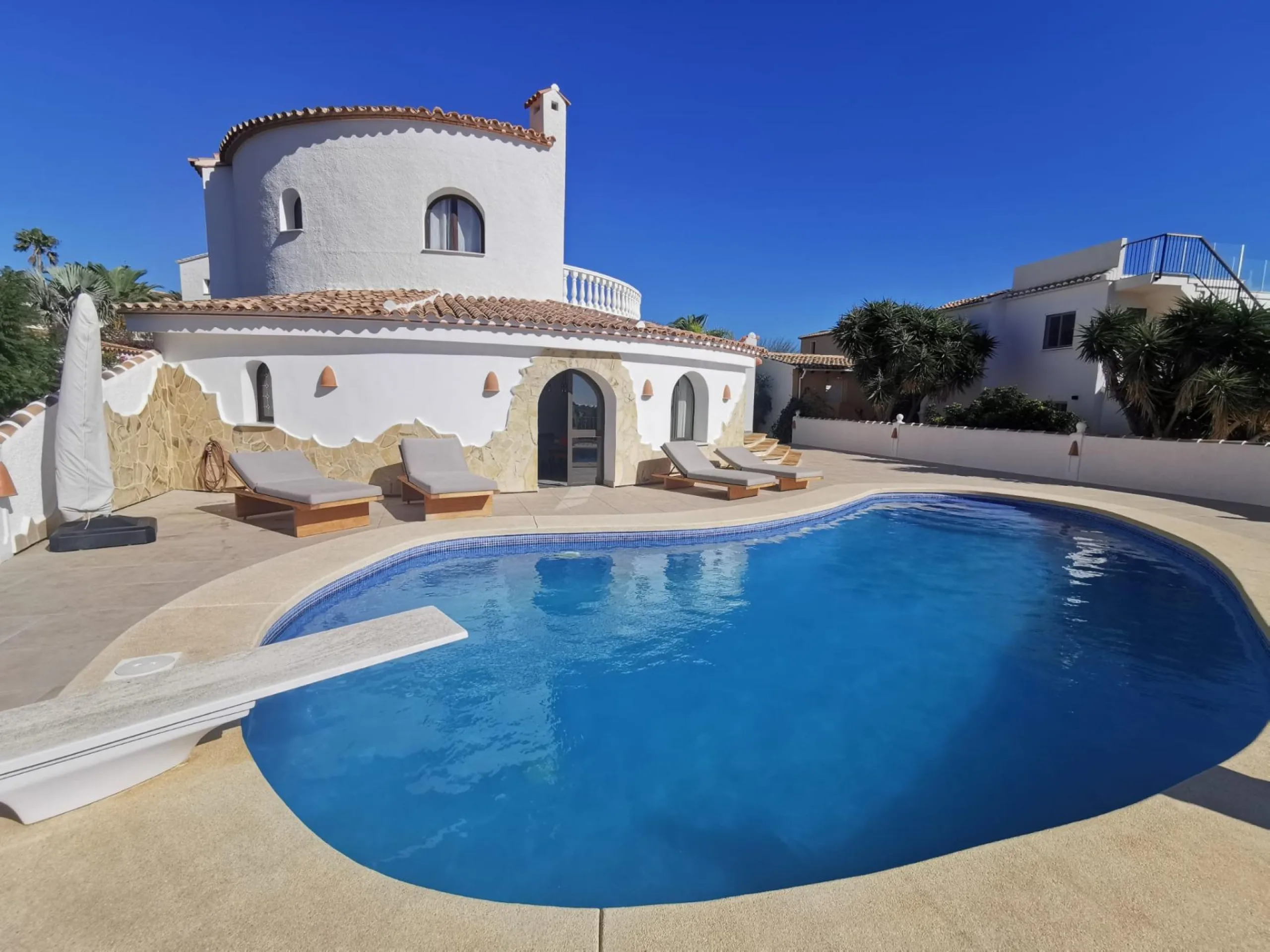 Villa with Sea Views in Cumbre del Sol 🏡🌊