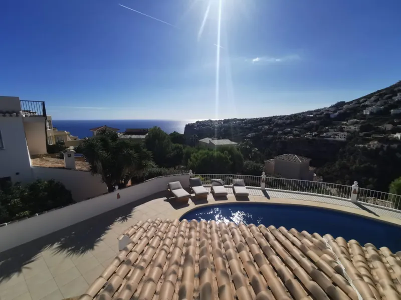 Villa with Sea Views in Cumbre del Sol 🏡🌊