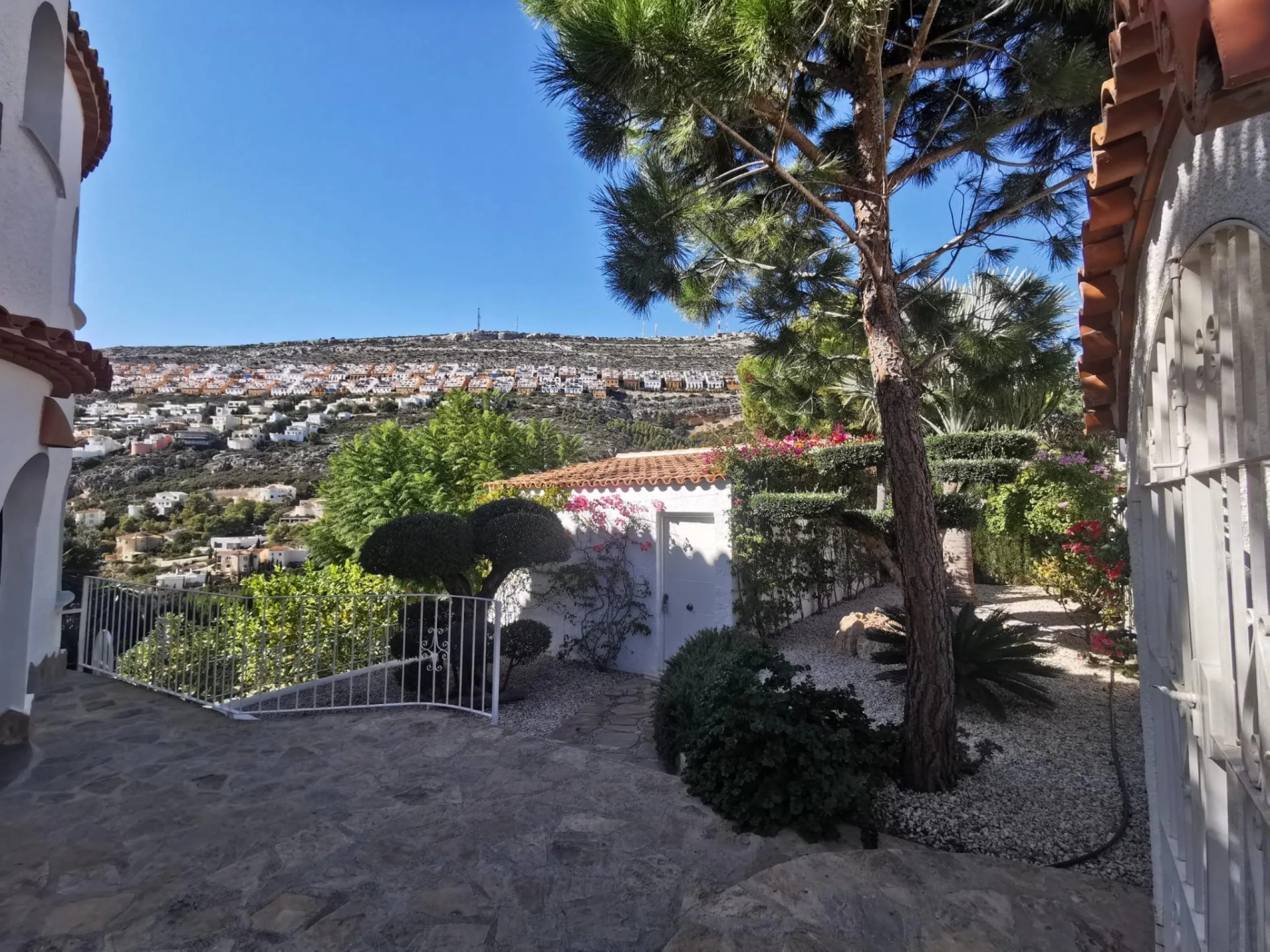 Villa with Sea Views in Cumbre del Sol 🏡🌊
