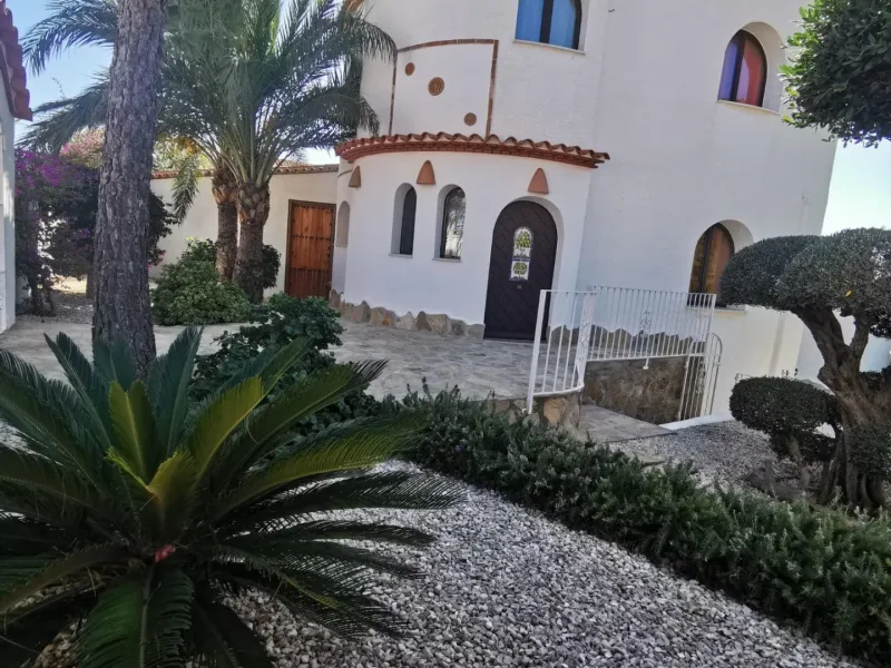 Villa with Sea Views in Cumbre del Sol 🏡🌊