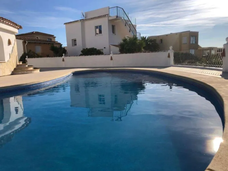 Villa with Sea Views in Cumbre del Sol 🏡🌊