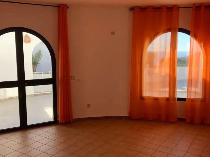Villa with Sea Views in Cumbre del Sol 🏡🌊