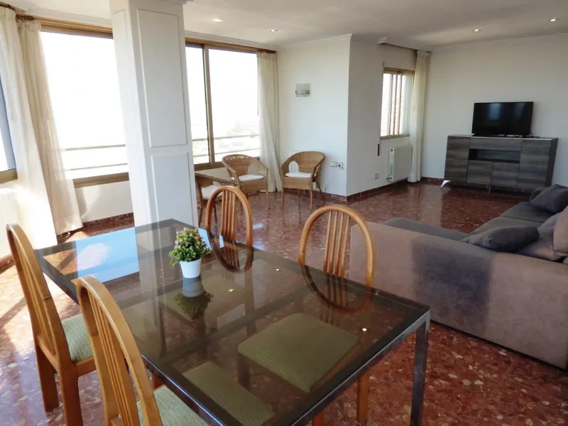 ¡MAGNIFICO PISO CON VISTAS INCREÍBLES AL MAR EN CABO DE LAS HUERTAS!