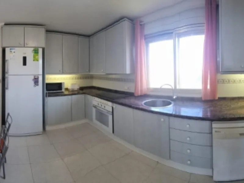 ¡MAGNIFICO PISO CON VISTAS INCREÍBLES AL MAR EN CABO DE LAS HUERTAS!