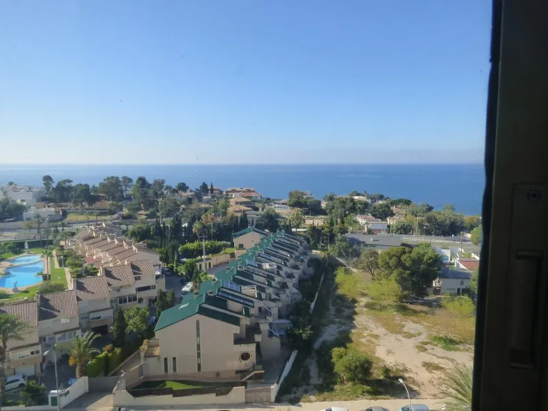 ¡MAGNIFICO PISO CON VISTAS INCREÍBLES AL MAR EN CABO DE LAS HUERTAS!