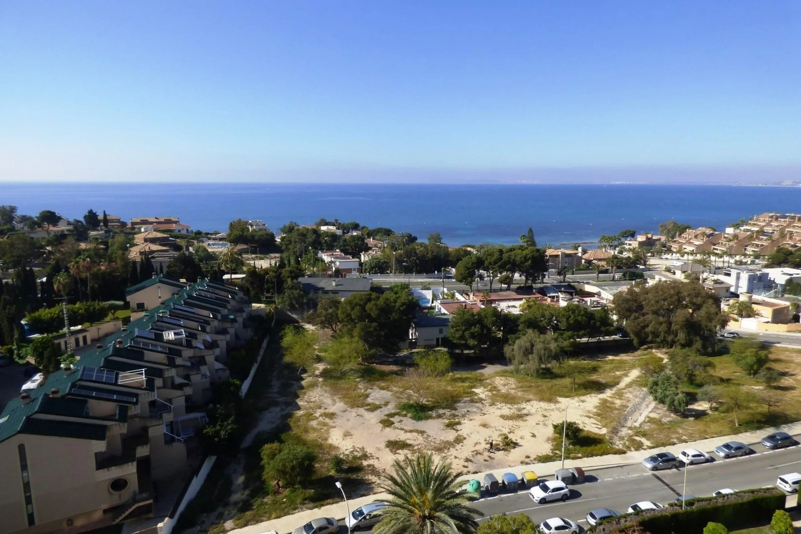 ¡MAGNIFICO PISO CON VISTAS INCREÍBLES AL MAR EN CABO DE LAS HUERTAS!