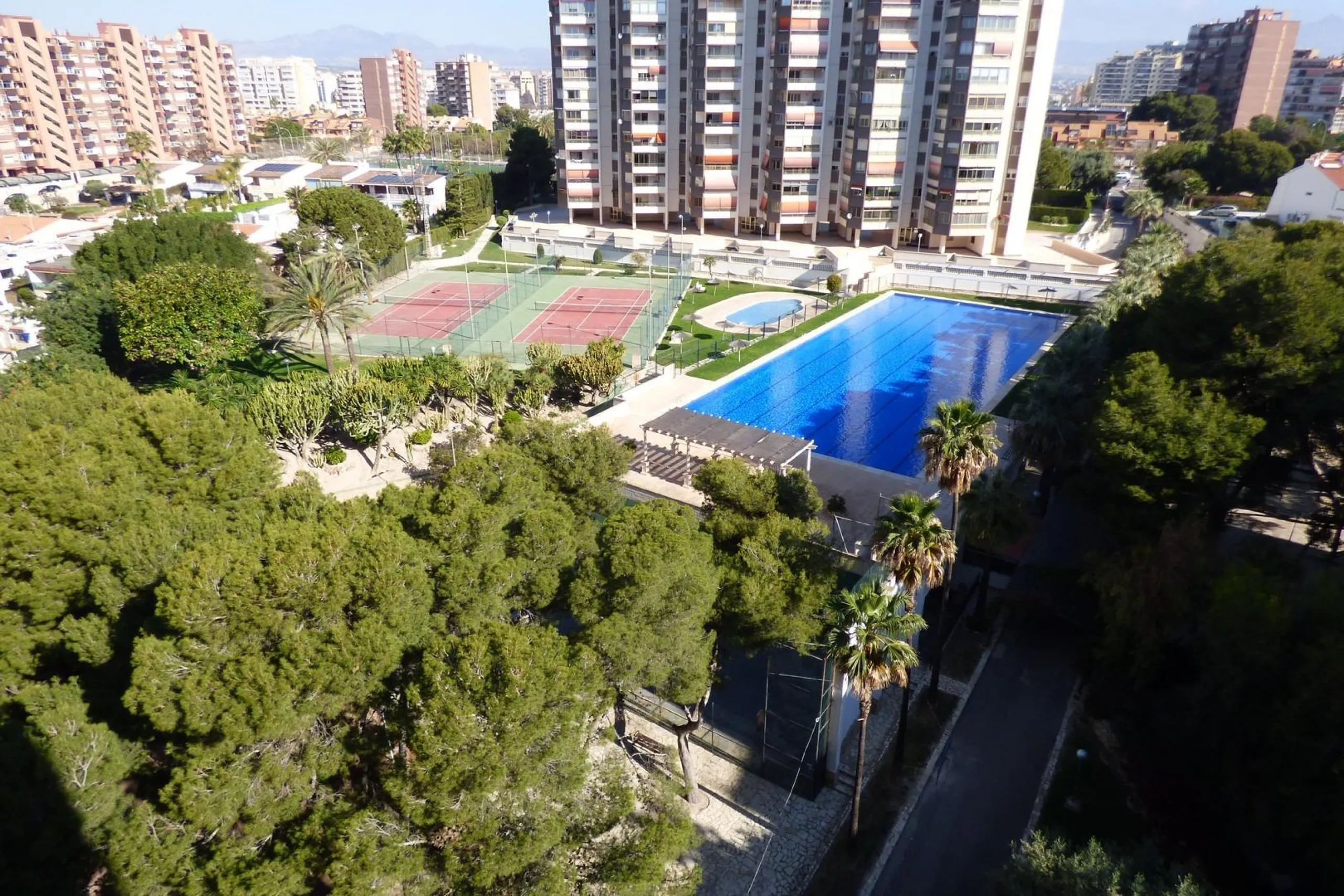 ¡MAGNIFICO PISO CON VISTAS INCREÍBLES AL MAR EN CABO DE LAS HUERTAS!