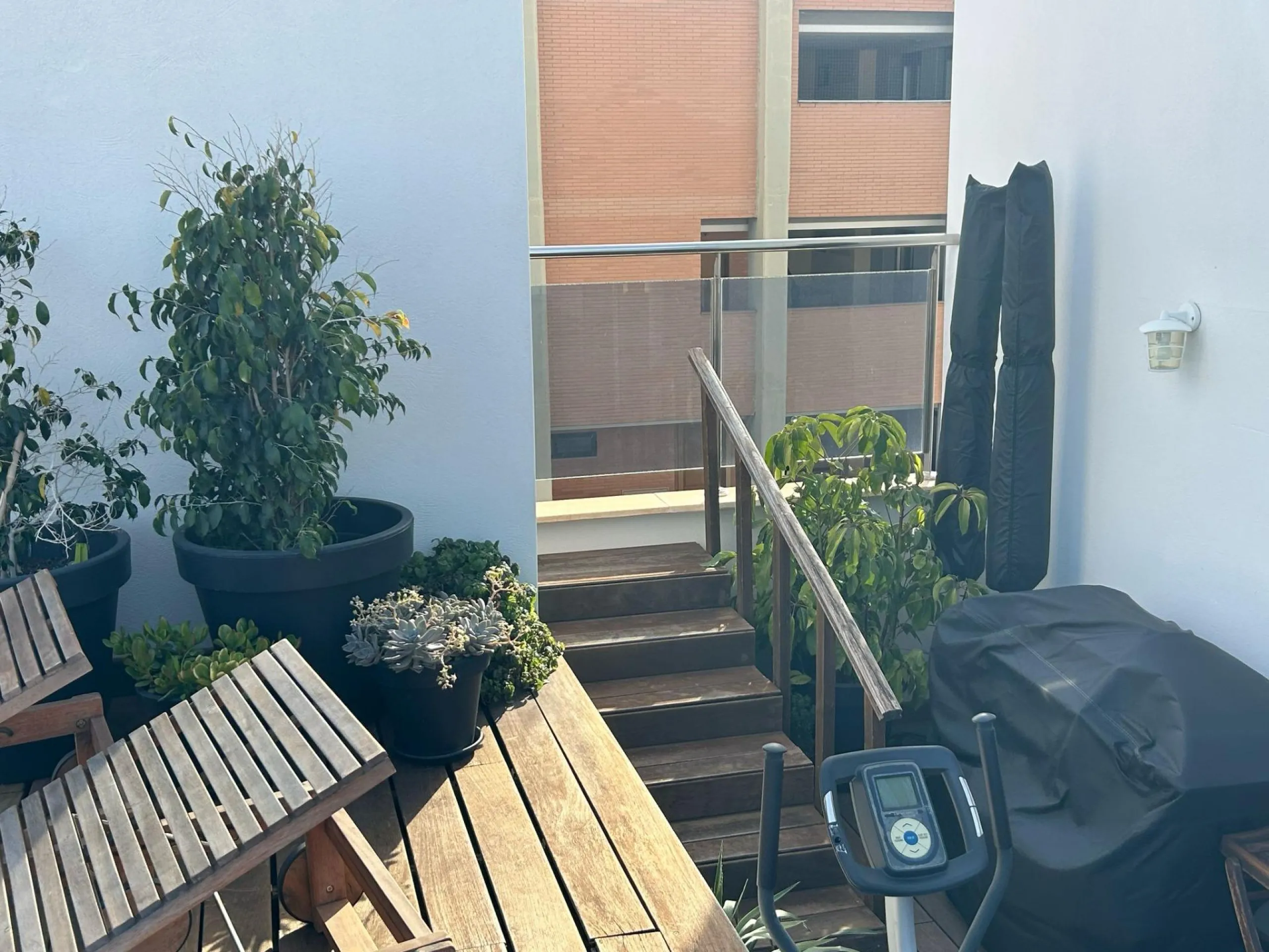 Lujoso Ático en la Cala de Finestrat: Tu Sueño Frente al Mediterráneo 🌴
