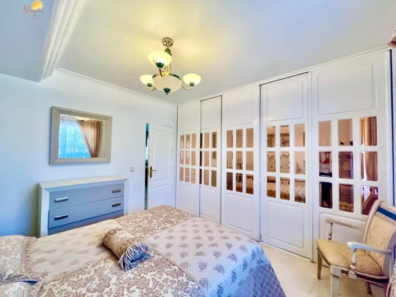 LUXURY AND LIGHT IN LOS BALCONES: YOUR VILLA WITH PRIVATE POOL AND HIGH POTENTIAL