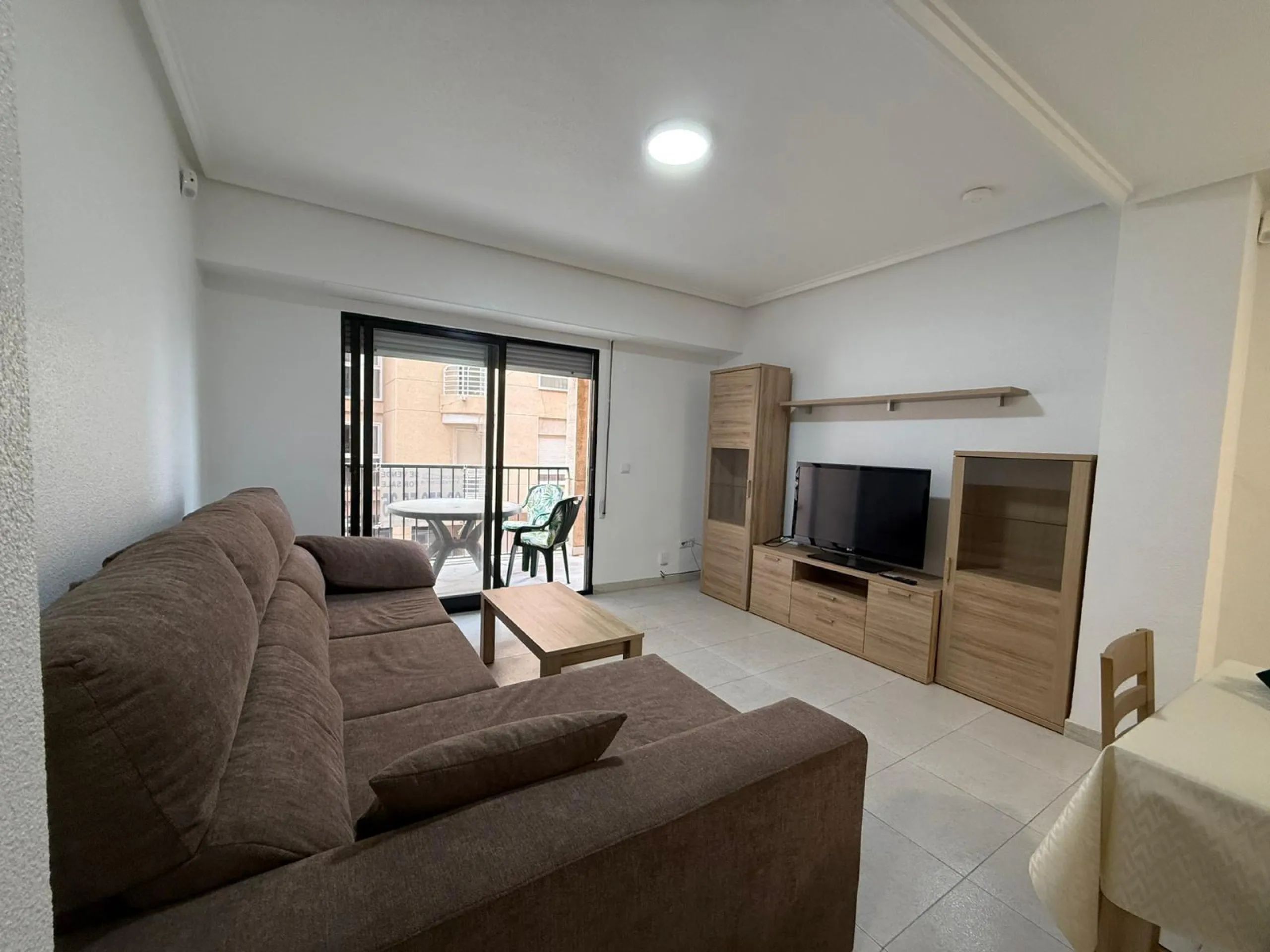 Apartamento de 3 dormitorios 2 baños en La Mata cerca de la playa