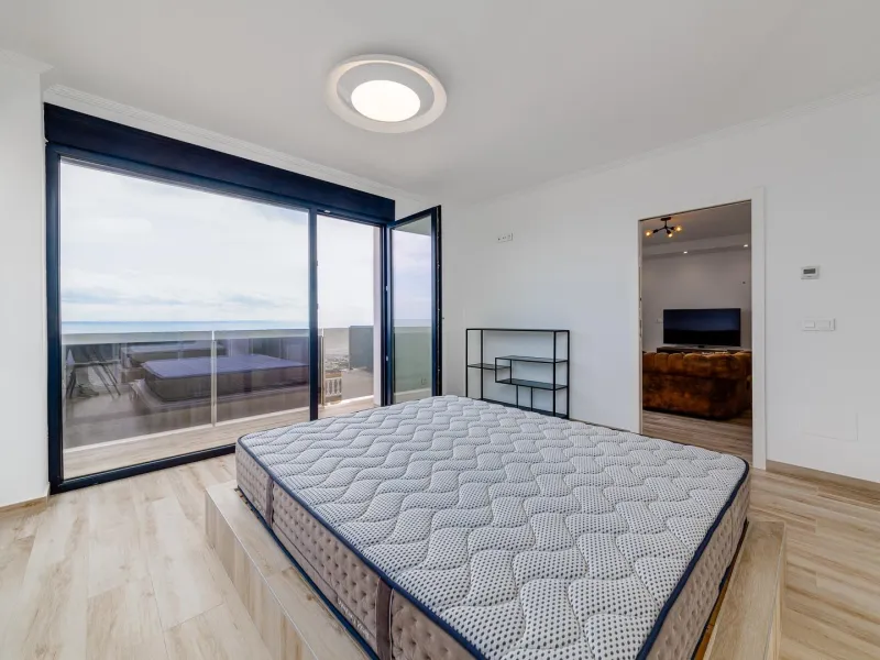 Villa en Primera Línea en Torrevieja