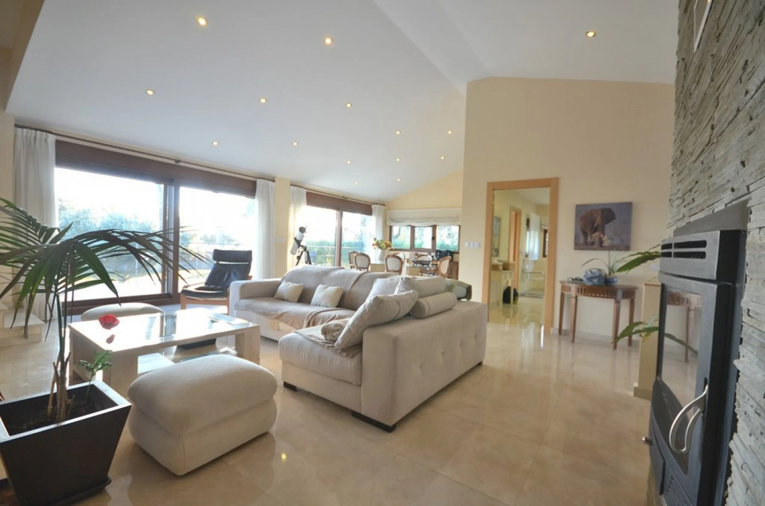 VILLA EN ALBACETE CON 1700 M2 DE PARCELA. 5 DORM. 5 BAÑOS.