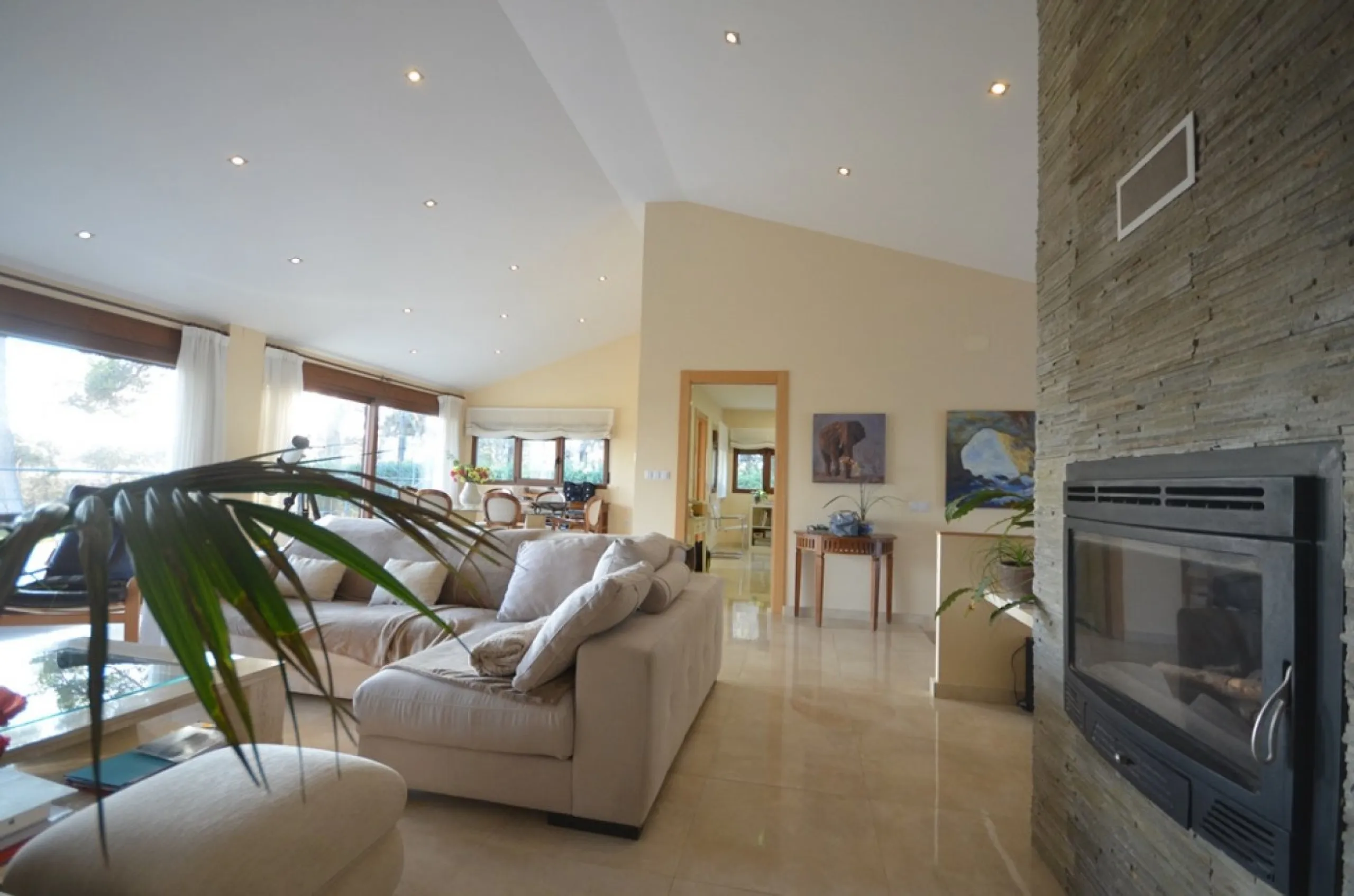 VILLA EN ALBACETE CON 1700 M2 DE PARCELA. 5 DORM. 5 BAÑOS.