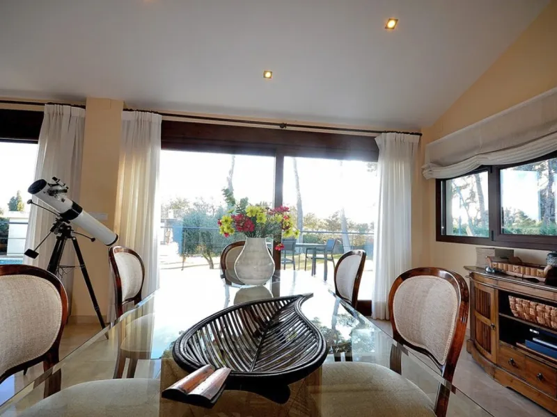 VILLA EN ALBACETE CON 1700 M2 DE PARCELA. 5 DORM. 5 BAÑOS.