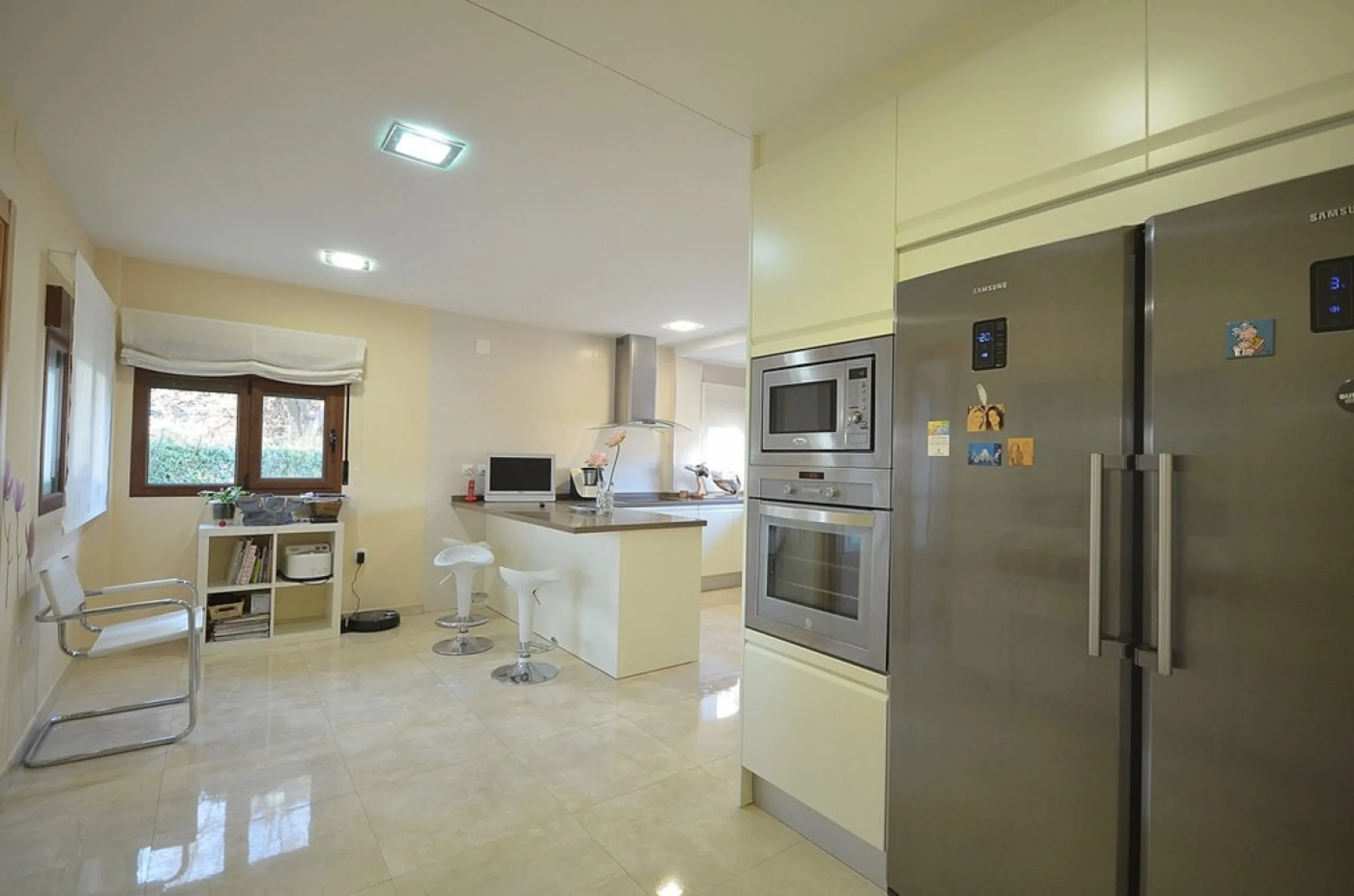 VILLA EN ALBACETE CON 1700 M2 DE PARCELA. 5 DORM. 5 BAÑOS.