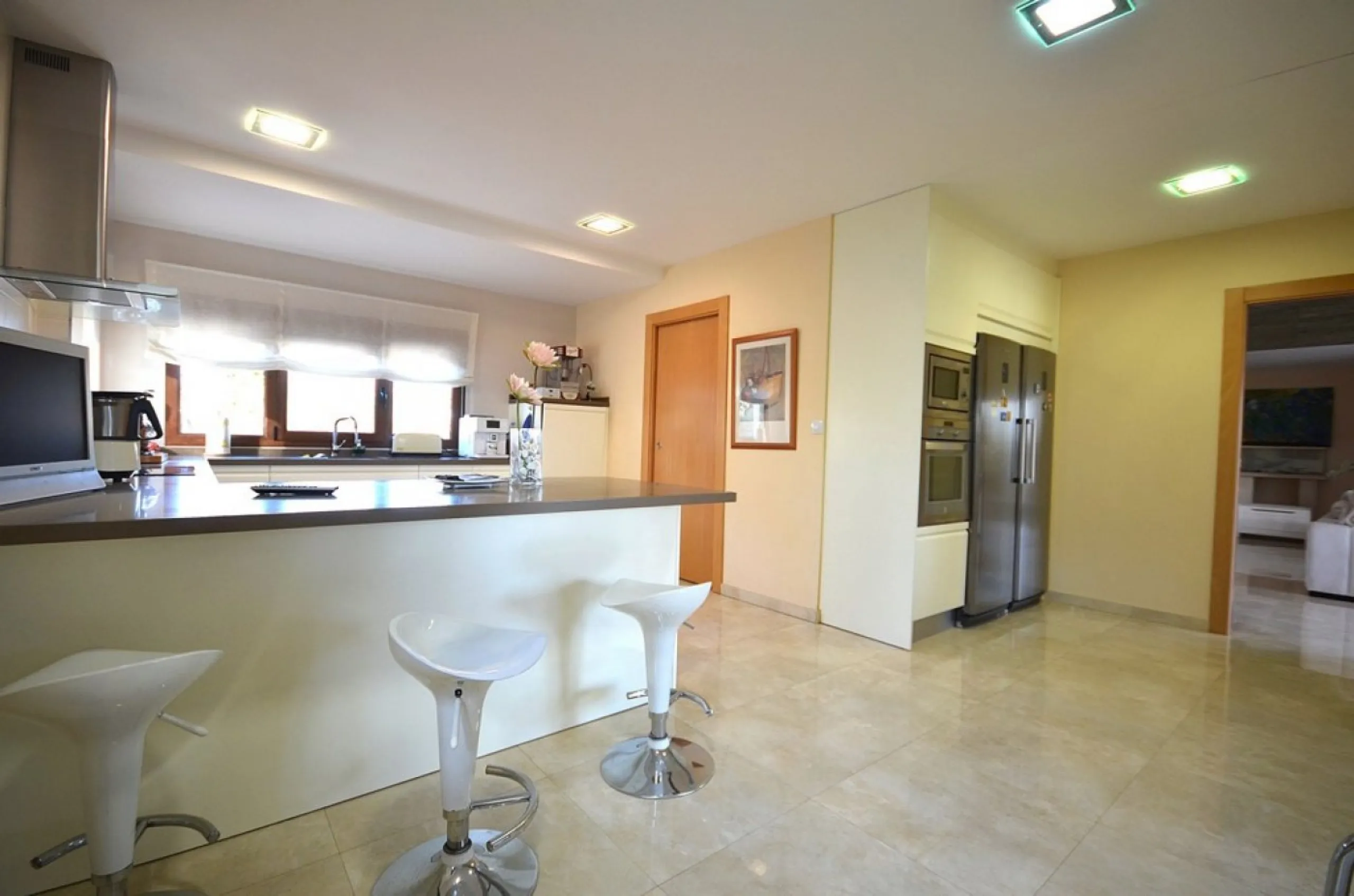 VILLA EN ALBACETE CON 1700 M2 DE PARCELA. 5 DORM. 5 BAÑOS.