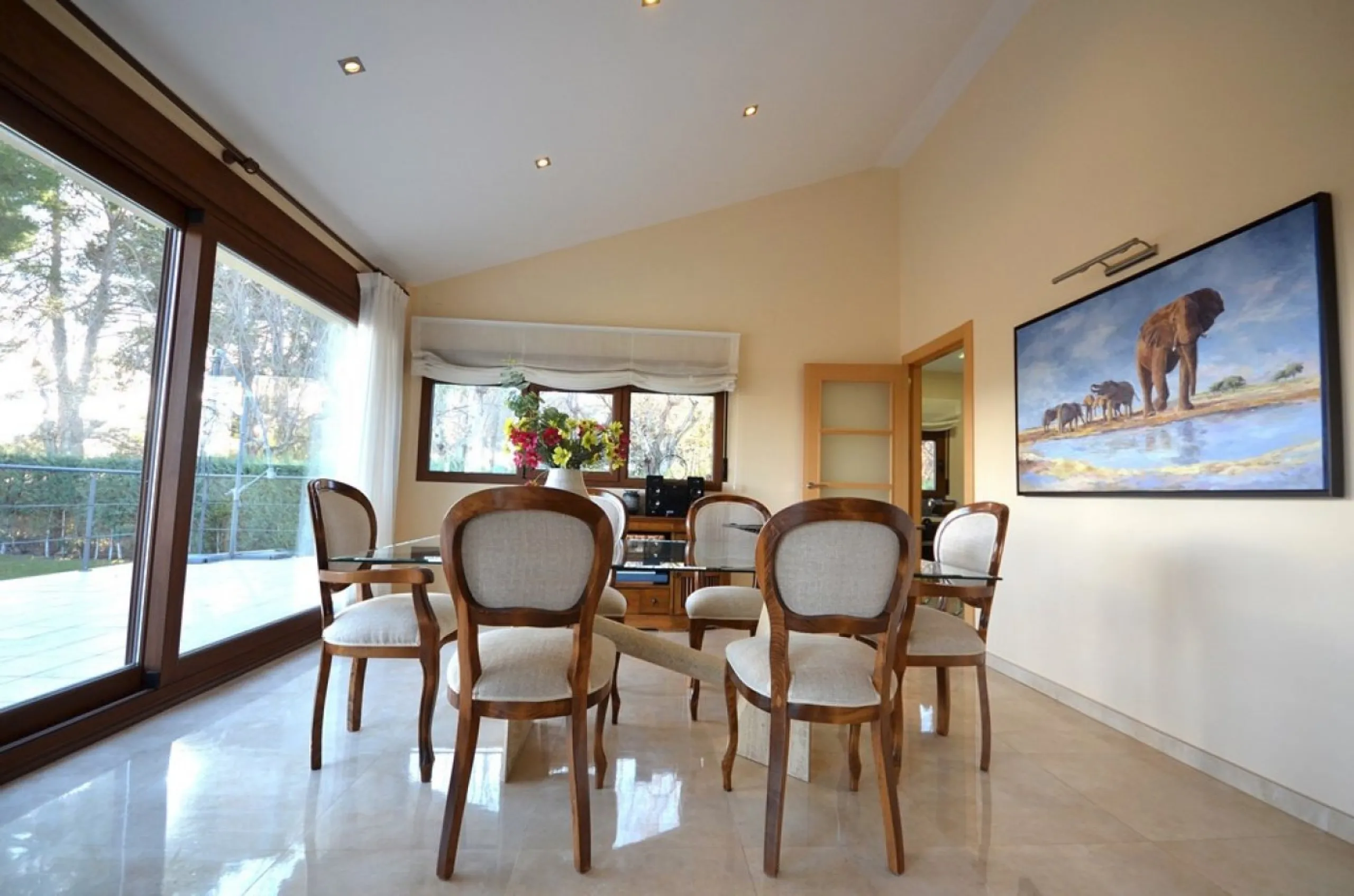 VILLA EN ALBACETE CON 1700 M2 DE PARCELA. 5 DORM. 5 BAÑOS.