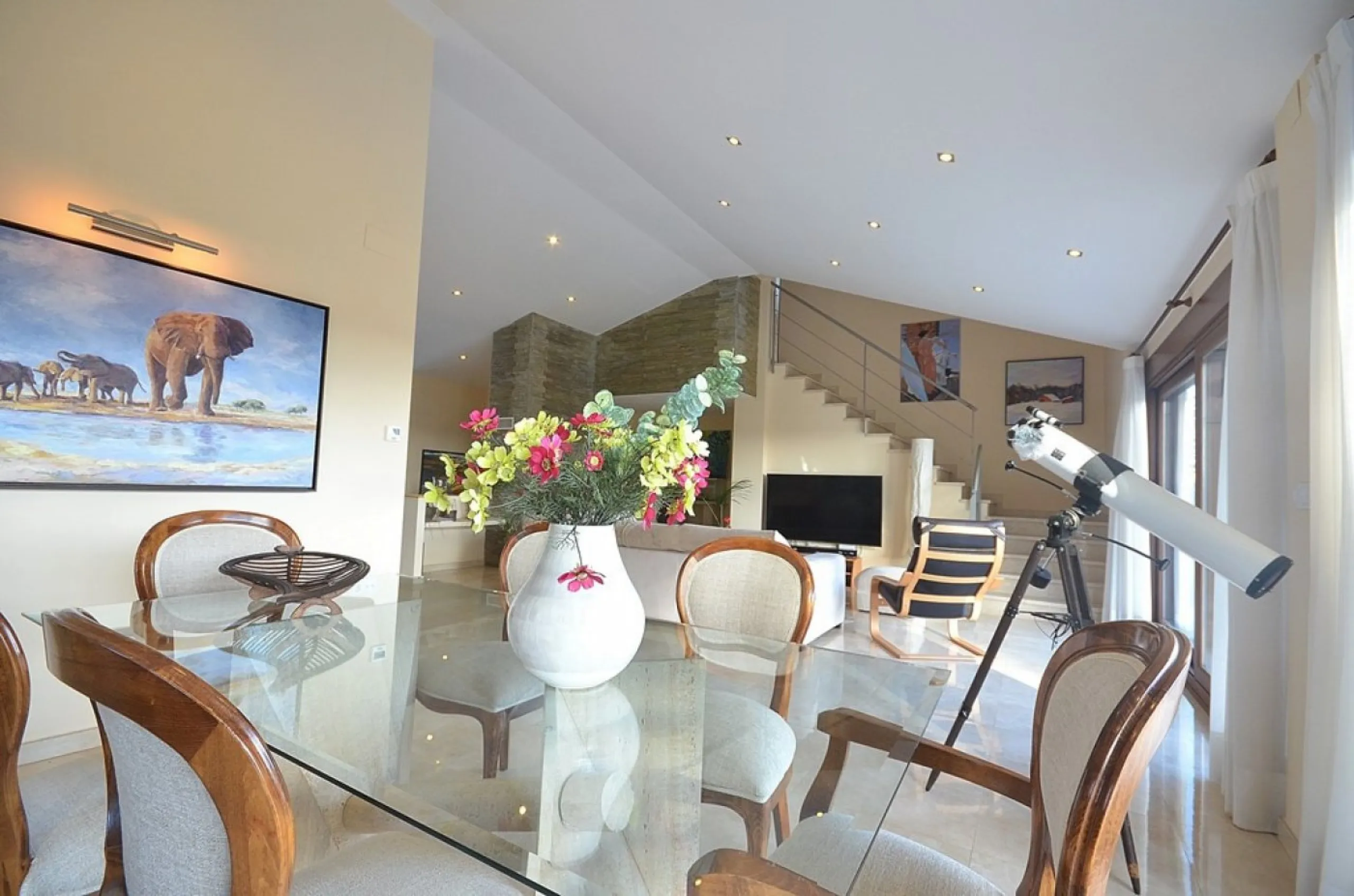VILLA EN ALBACETE CON 1700 M2 DE PARCELA. 5 DORM. 5 BAÑOS.