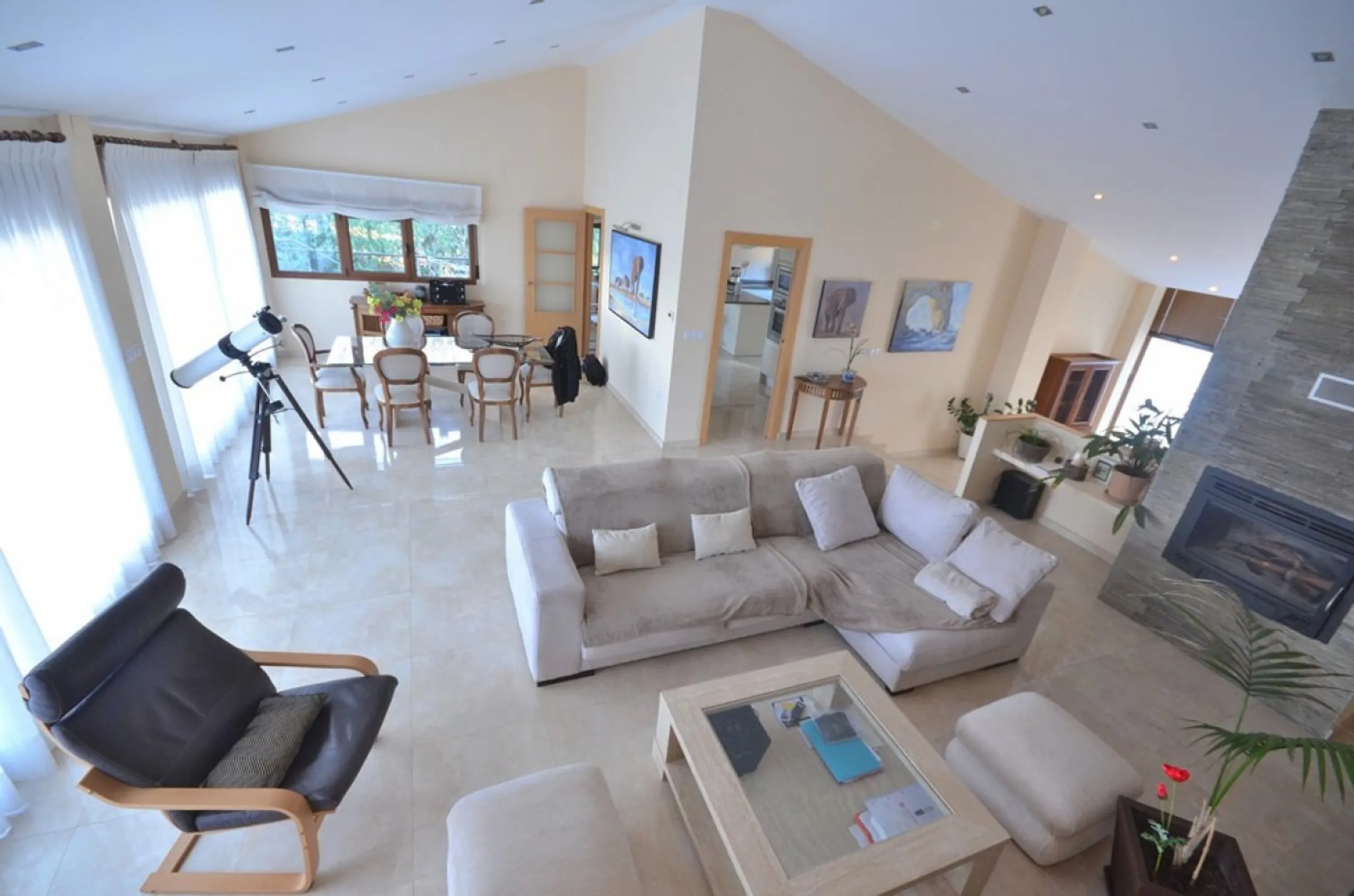 VILLA EN ALBACETE CON 1700 M2 DE PARCELA. 5 DORM. 5 BAÑOS.
