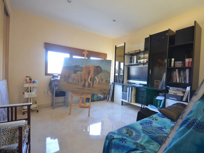 VILLA EN ALBACETE CON 1700 M2 DE PARCELA. 5 DORM. 5 BAÑOS.