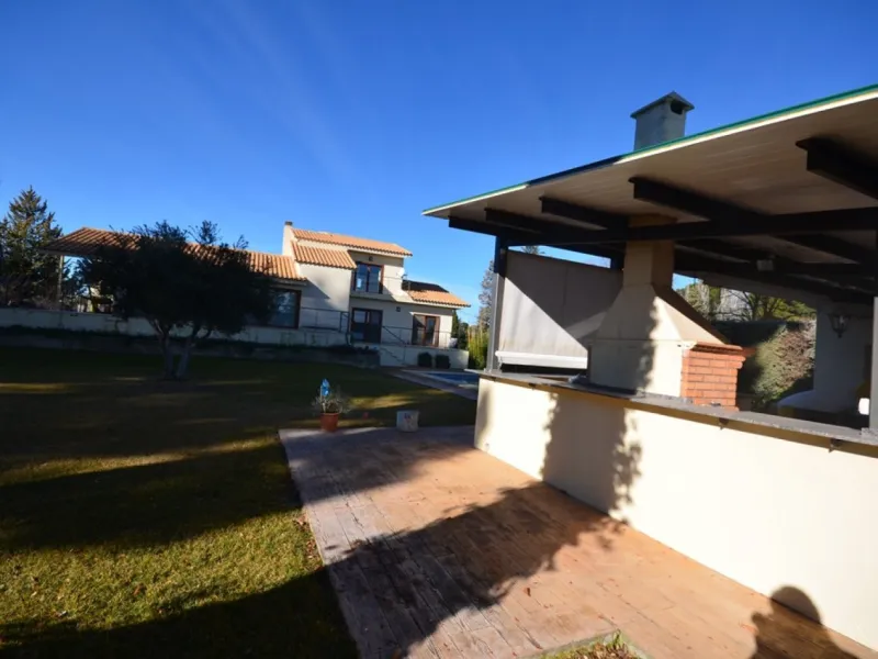 VILLA EN ALBACETE CON 1700 M2 DE PARCELA. 5 DORM. 5 BAÑOS.