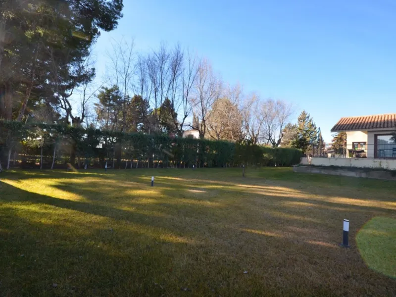 VILLA EN ALBACETE CON 1700 M2 DE PARCELA. 5 DORM. 5 BAÑOS.