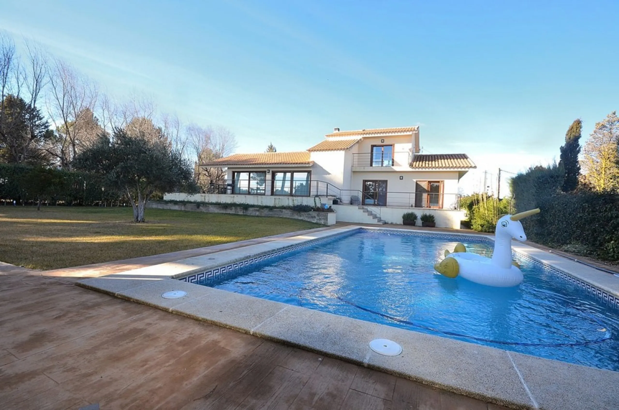 VILLA EN ALBACETE CON 1700 M2 DE PARCELA. 5 DORM. 5 BAÑOS.